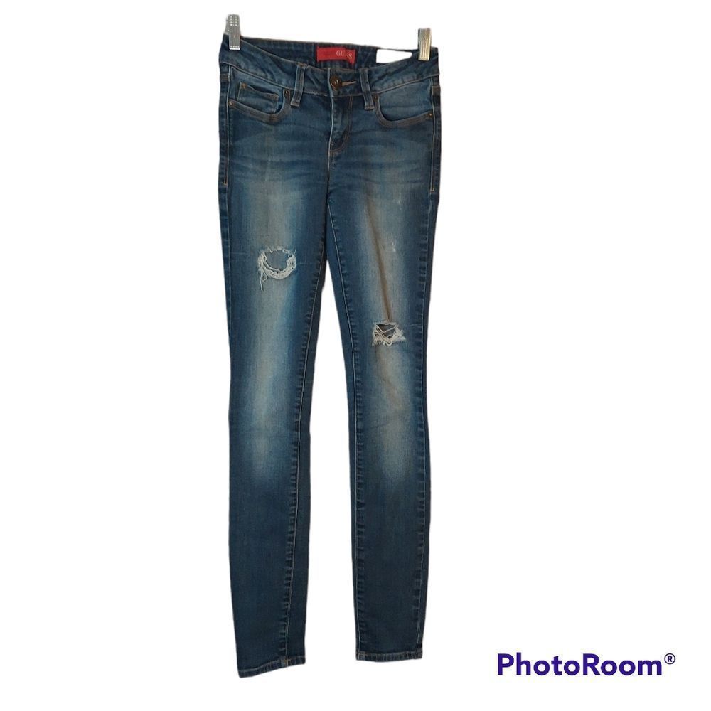 Medium Rise Curvy Skinny Guess Jeans